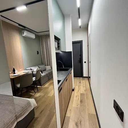 Ellada Design Studio, 15 поверх Apartment *